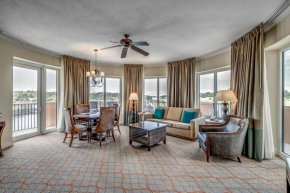 Huge Luxury 2/2 AAA Four Diamond Resort by Luxury Beach Rentals